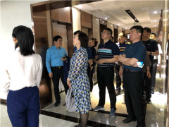 哈爾濱市香坊區政府領導一行11人蒞臨我公司參觀考察